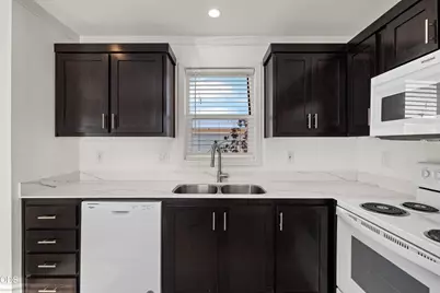 460 Arnos Street #45, Talent, OR 97540 - Photo 8