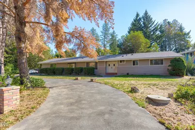 151 Verna Lane, Grants Pass, OR 97527 - Photo 2