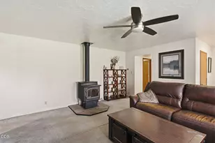 151 Verna Ln, Grants Pass, OR 97527 - Photo 12