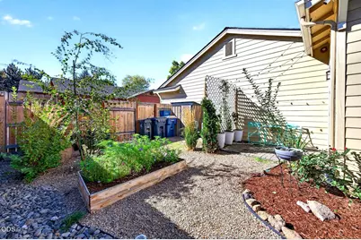 612 SW Hill Street, Bend, OR 97702 - Photo 30