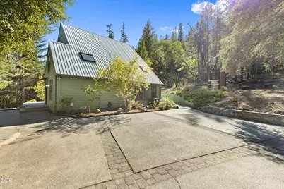 2602 Winona Road, Grants Pass, OR 97526 - Photo 14