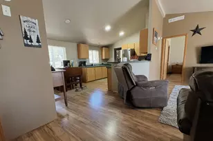 141469 Red Cone Dr, Crescent Lake, OR 97733 - Photo 8