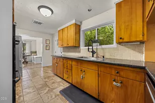 27321 Clear Lake Rd, Eugene, OR 97402 - Photo 18