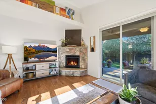 60349 Sage Stone Loop, Bend, OR 97702 - Photo 16