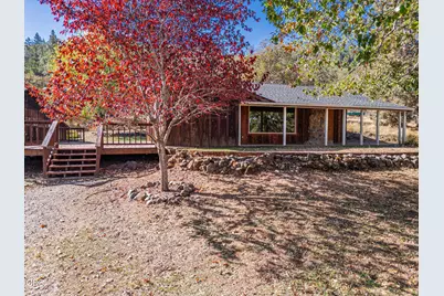 4754 Glen Echo Way, Central Point, OR 97502 - Photo 6