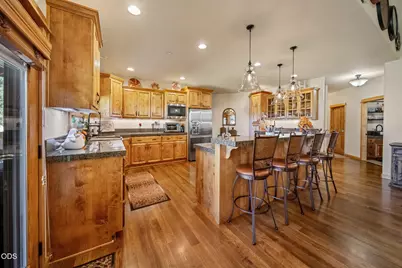 18853 SW Sisters Place, Powell Butte, OR 97753 - Photo 14