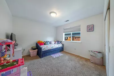 104 Glenwood Drive, Eagle Point, OR 97524 - Photo 18