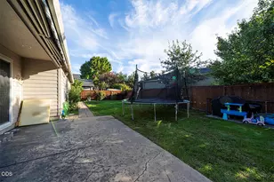 104 Glenwood Dr, Eagle Point, OR 97524 - Photo 26