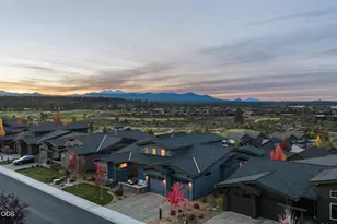 19355 Alianna Loop, Bend, OR 97702 - Photo 56