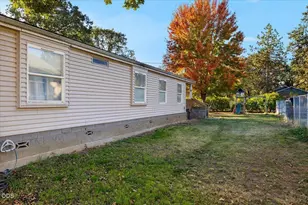 350 W Gregory Rd, Central Point, OR 97502 - Photo 26