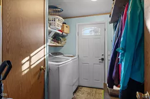 350 W Gregory Rd, Central Point, OR 97502 - Photo 22