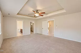 3631 Creek View Dr, Medford, OR 97504 - Photo 12