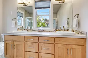 3851 Sunleaf Ave, Medford, OR 97504 - Photo 20