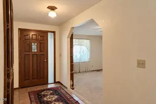 1546 Roberts Rd, Medford, OR 97504 - Photo 4