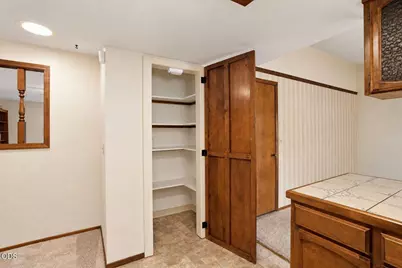 1546 Roberts Road, Medford, OR 97504 - Photo 8