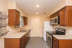 716 Hamilton St, Medford, OR 97501 - Photo 8