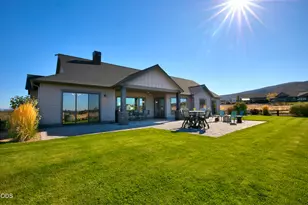 6949 SW Mill Iron Cir, Powell Butte, OR 97753 - Photo 24