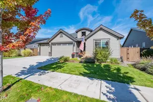 3635 SW Badger Ct, Redmond, OR 97756 - Photo 2