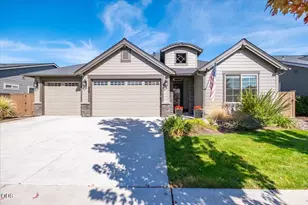 3635 SW Badger Ct, Redmond, OR 97756 - Photo 1