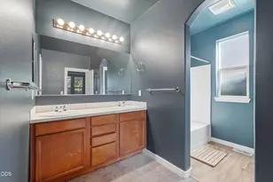 20717 Snow Peaks Dr, Bend, OR 97701 - Photo 20