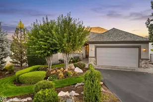 1056 Niagara Falls Dr, Redmond, OR 97756 - Photo 1