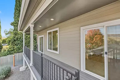 359 Otis Street, Ashland, OR 97520 - Photo 28