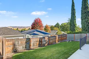 359 Otis St, Ashland, OR 97520 - Photo 30
