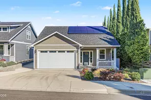 359 Otis St, Ashland, OR 97520 - Photo 2
