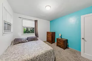 901 NW D St, Grants Pass, OR 97526 - Photo 10
