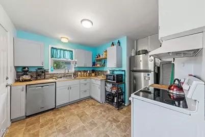 901 NW D Street, Grants Pass, OR 97526 - Photo 16