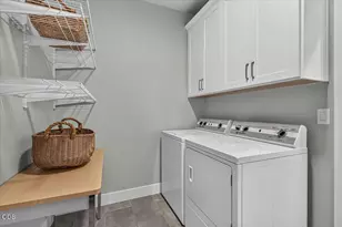 143 Randy St, Ashland, OR 97520 - Photo 32