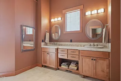17111 Lady Caroline Drive, Sisters, OR 97759 - Photo 20
