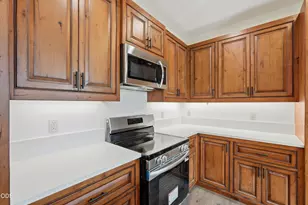 1082 NW 10th St, Prineville, OR 97754 - Photo 14