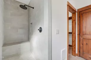 1082 NW 10th St, Prineville, OR 97754 - Photo 22