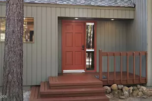 70616 Heather, Black Butte Ranch, OR 97759 - Photo 2