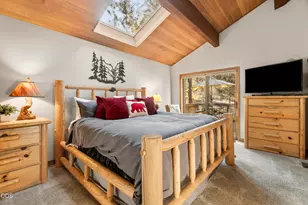 57676 Tan Oak Ln, Sunriver, OR 97707 - Photo 20