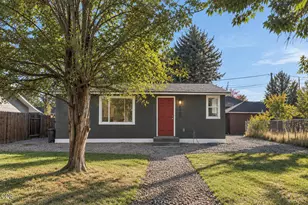 346 SW 12th St, Redmond, OR 97756 - Photo 2
