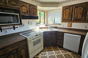 1905 SW Colorado Ln, Grants Pass, OR 97527 - Photo 20