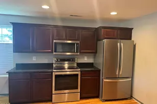1052 Kensington Ct, Central Point, OR 97502 - Photo 10
