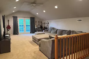 1052 Kensington Ct, Central Point, OR 97502 - Photo 24