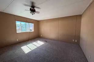 2325 NW Highland Ave, Grants Pass, OR 97526 - Photo 4