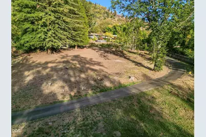 1105 NE Beacon Drive, Grants Pass, OR 97526 - Photo 30