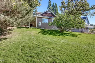 247 SE Hill Top Dr, Grants Pass, OR 97527 - Photo 30