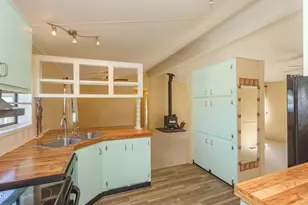 321 Clay St, Ashland, OR 97520 - Photo 10