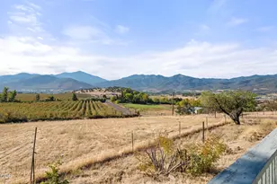 4177 Payne Rd, Medford, OR 97504 - Photo 18