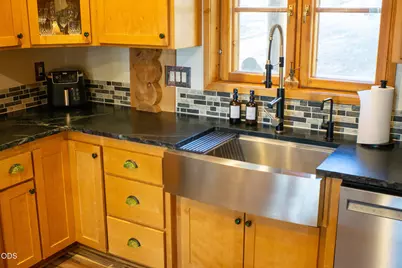 11020 Kestrel Road, Klamath Falls, OR 97601 - Photo 10