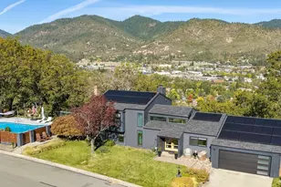 1021 NW Starlite Pl, Grants Pass, OR 97526 - Photo 52
