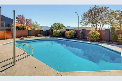 1021 NW Starlite Place, Grants Pass, OR 97526 - Photo 58