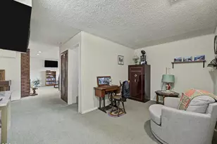 2460 Redwood Dr, Klamath Falls, OR 97601 - Photo 26