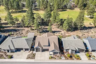 3119 NW Hidden Rdg Dr, Bend, OR 97703 - Photo 4